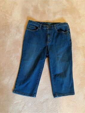 Lauren Jeans Co. RalphLauren Petite Dark Blue Women’s Jean Capris (Size 12P)
